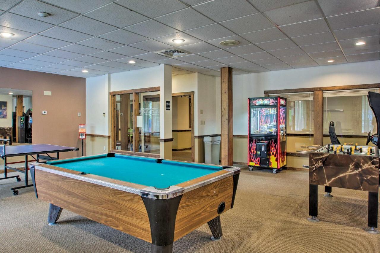 Lincoln Condo With Views, Pool, Hot Tub And Balcony! מראה חיצוני תמונה